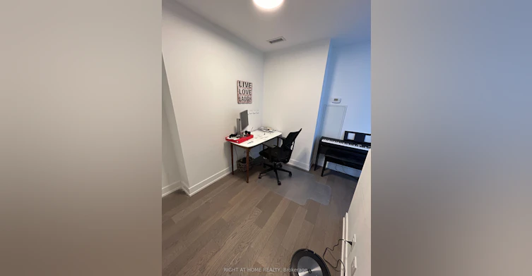 4307-7 Grenville Street, Toronto, ON, M4Y 0E9 - 14