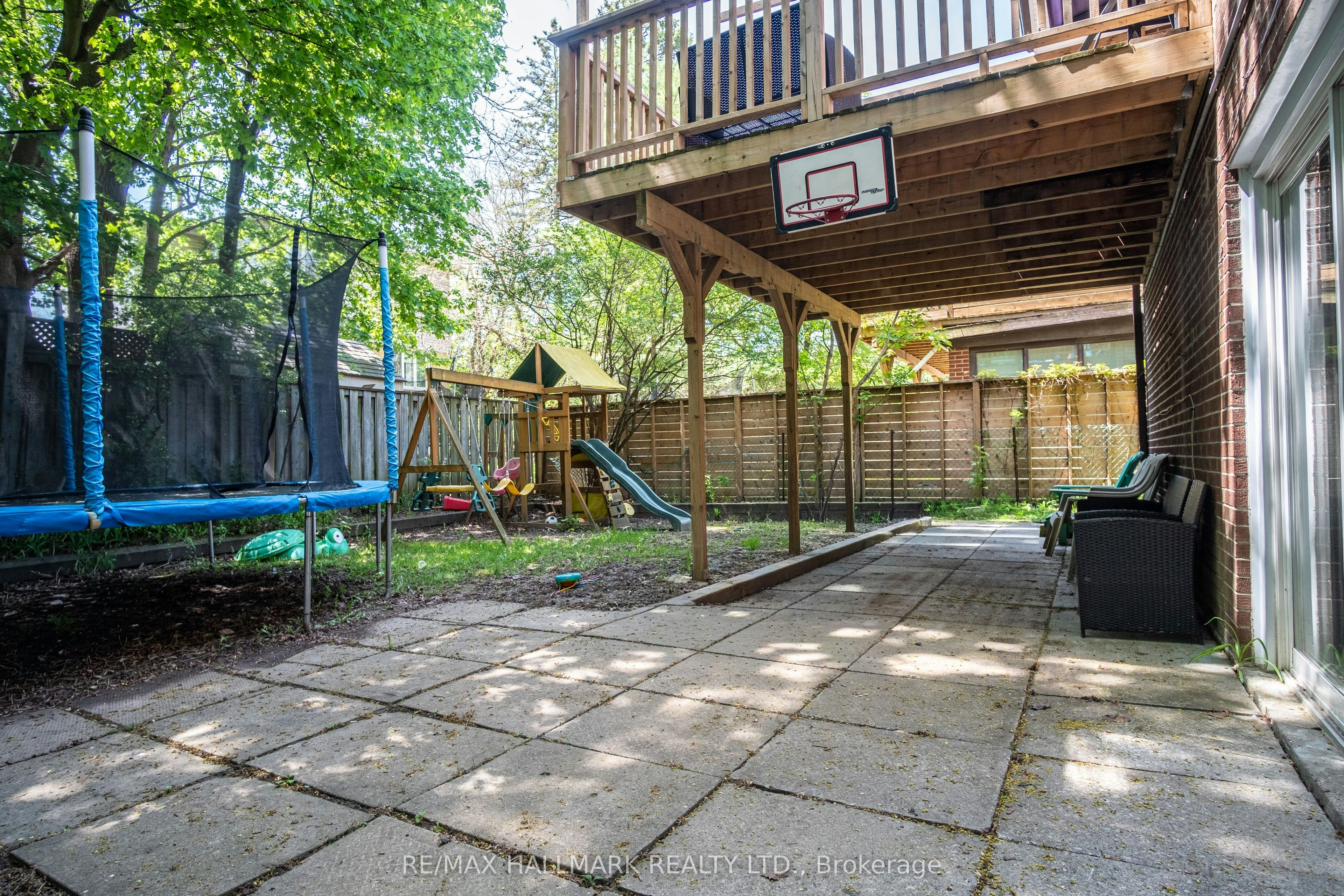 Basement-399 Lawrence Avenue W, Toronto, ON, M5M 1C1