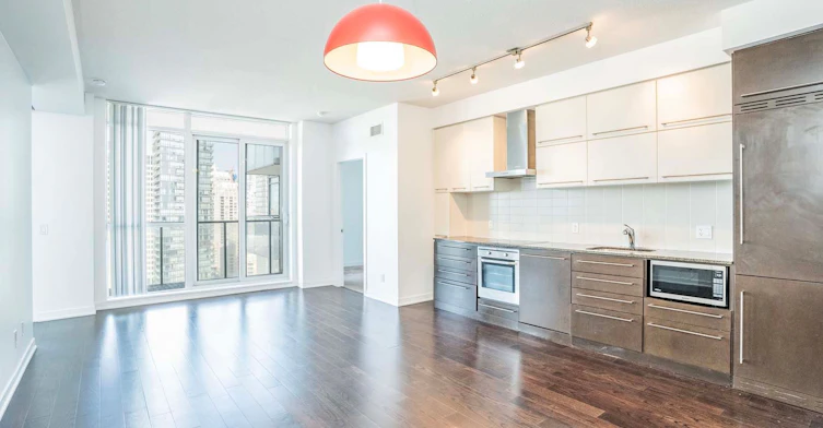 2212-770 Bay Street, Toronto, ON, M5G 0A6