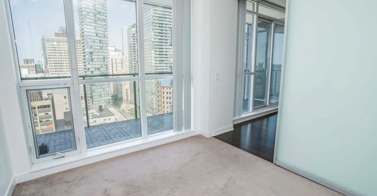 2212-770 Bay Street, Toronto, ON, M5G 0A6 - 11