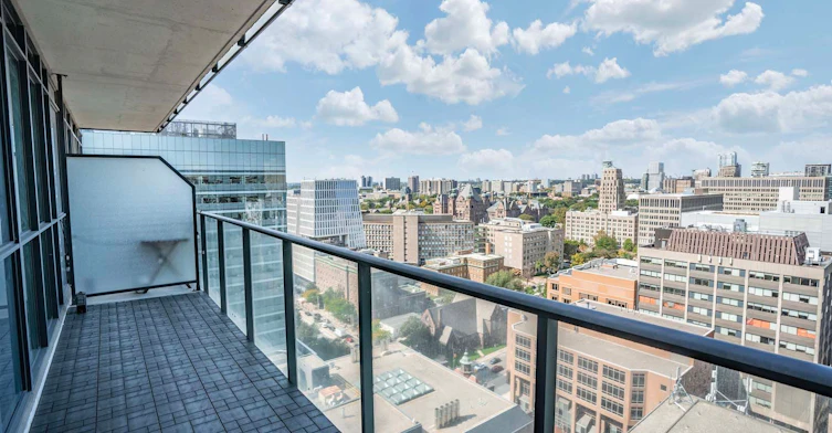 2212-770 Bay Street, Toronto, ON, M5G 0A6 - 7