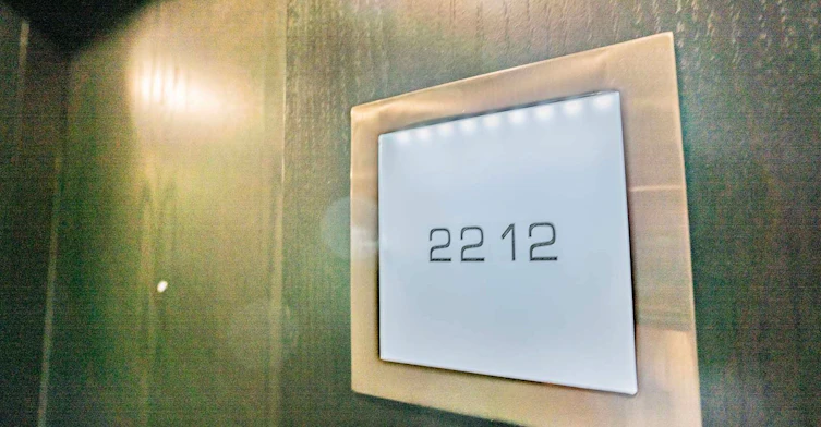 2212-770 Bay Street, Toronto, ON, M5G 0A6 - 3