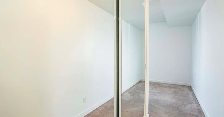2212-770 Bay Street, Toronto, ON, M5G 0A6 - 13