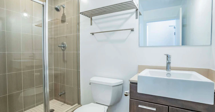 2212-770 Bay Street, Toronto, ON, M5G 0A6 - 10