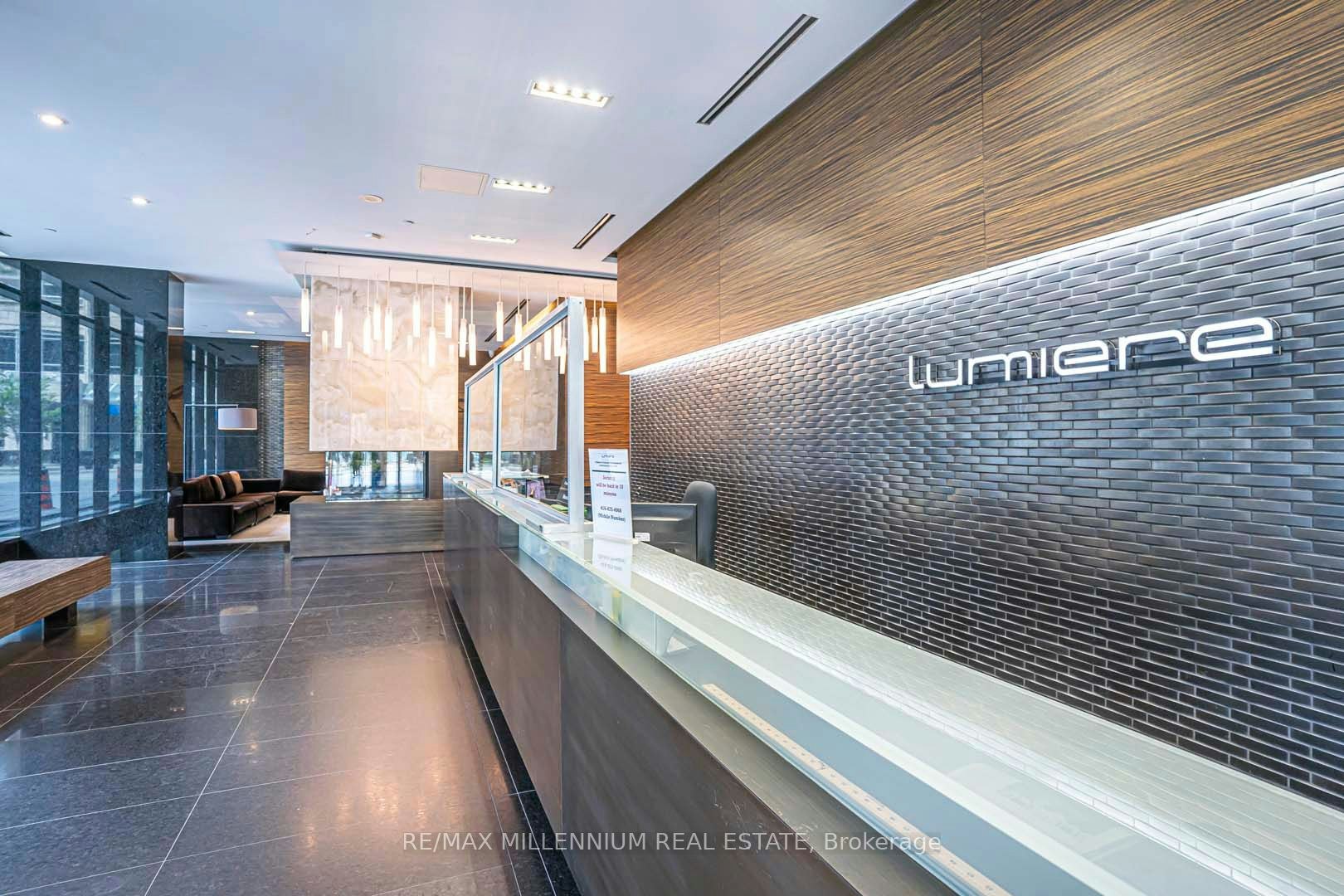 2212-770 Bay Street, Toronto, ON, M5G 0A6 - 4
