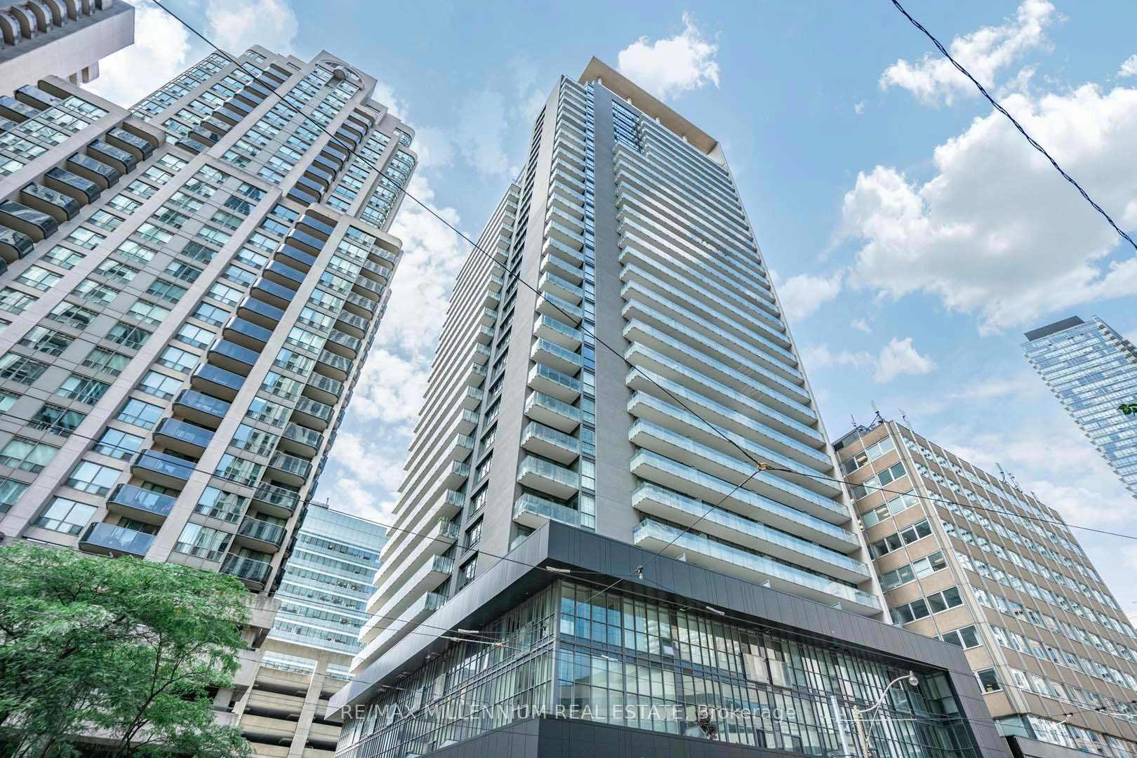 2212-770 Bay Street, Toronto, ON, M5G 0A6 - 5
