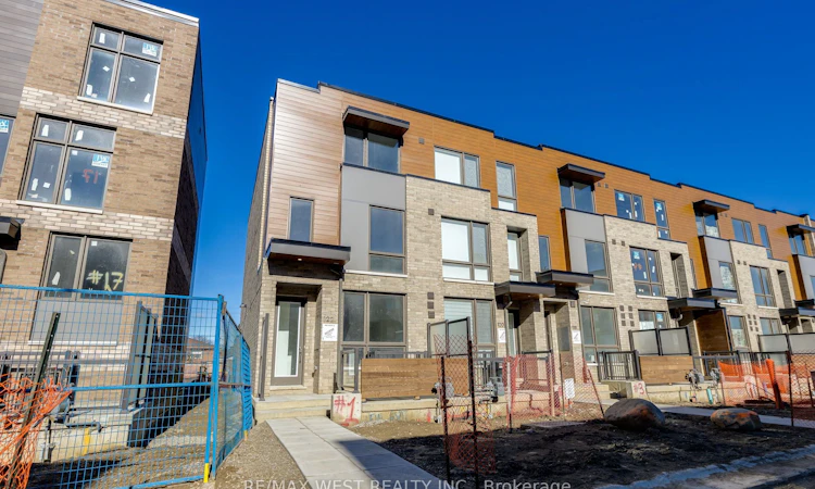 122 Green Gardens Boulevard