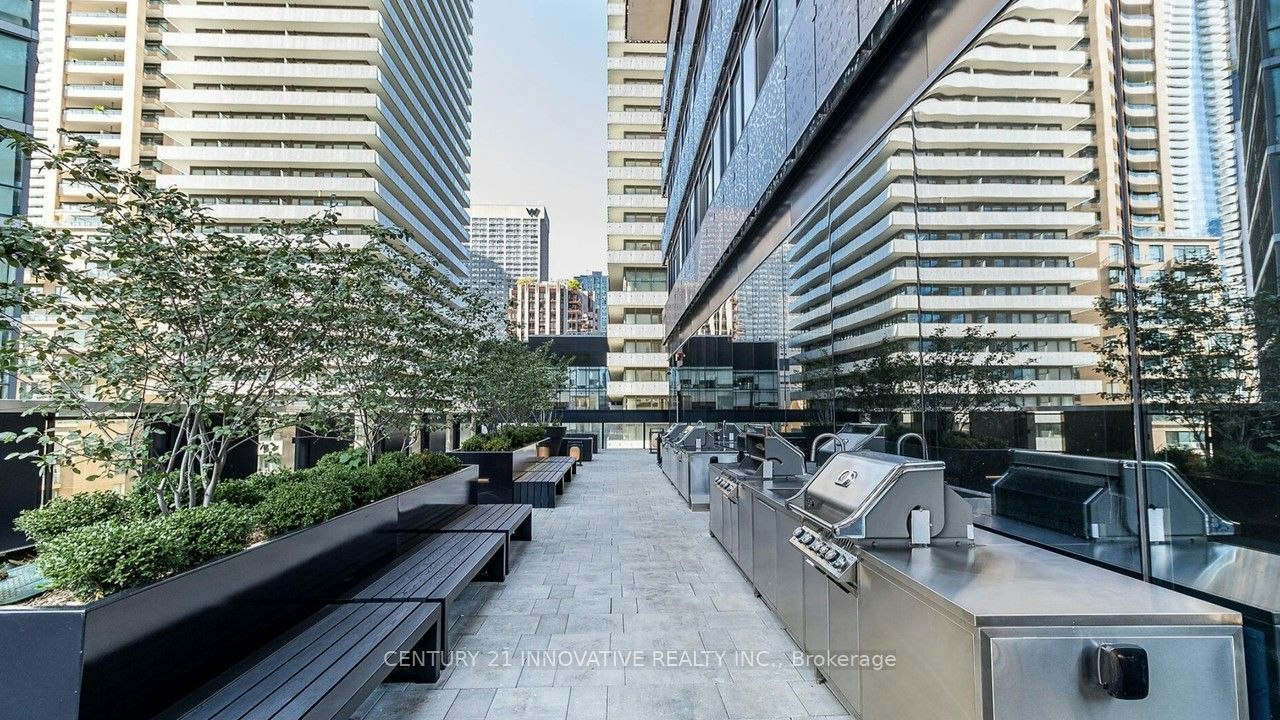 806-55 Charles Street E, Toronto, ON, M4Y 0J1 - 23