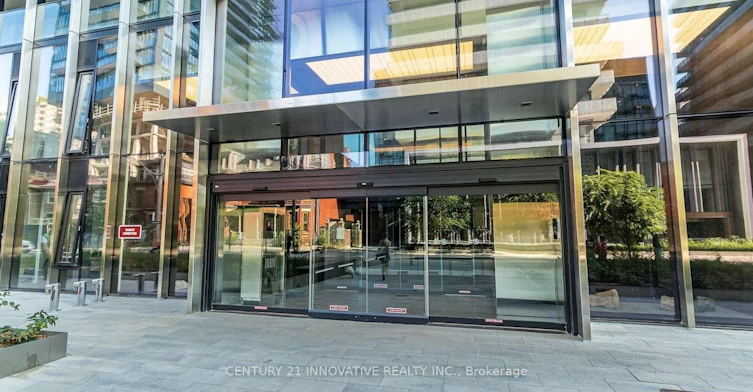 806-55 Charles Street E, Toronto, ON, M4Y 0J1