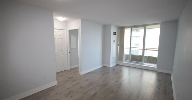 1016-39 Pemberton Avenue, Toronto, ON, M2M 4L6 - 5