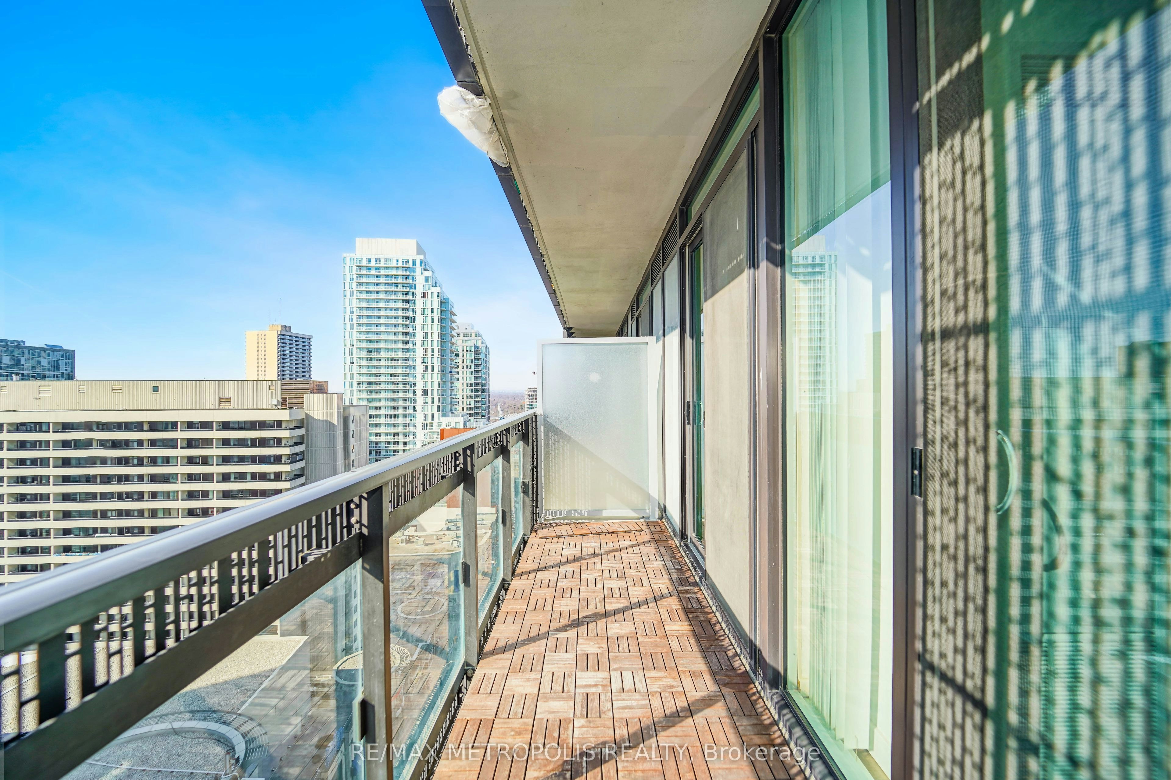 1504-8 Eglinton Avenue E, Toronto, ON, M4P 0C1 - 28