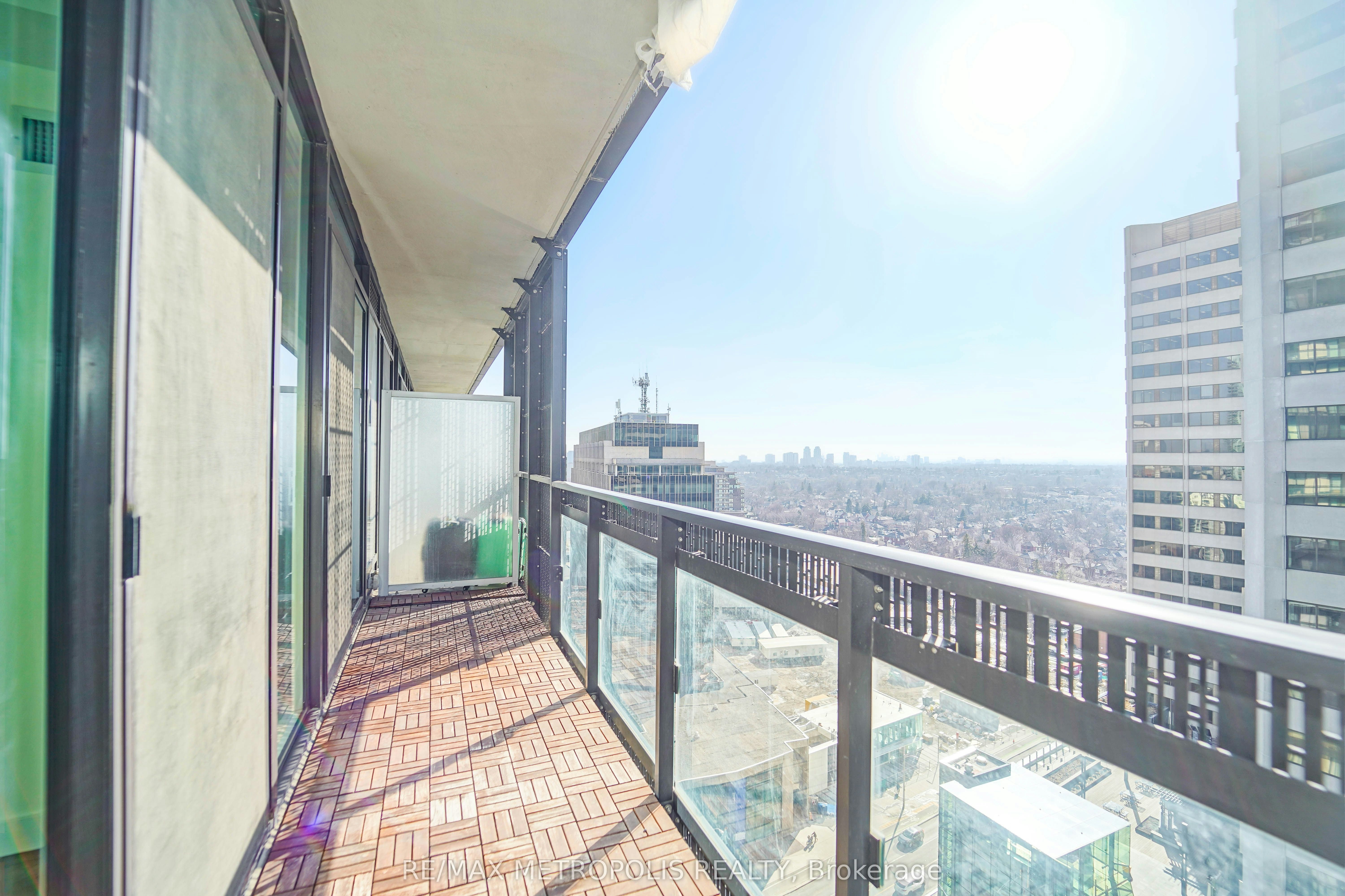 1504-8 Eglinton Avenue E, Toronto, ON, M4P 0C1 - 30