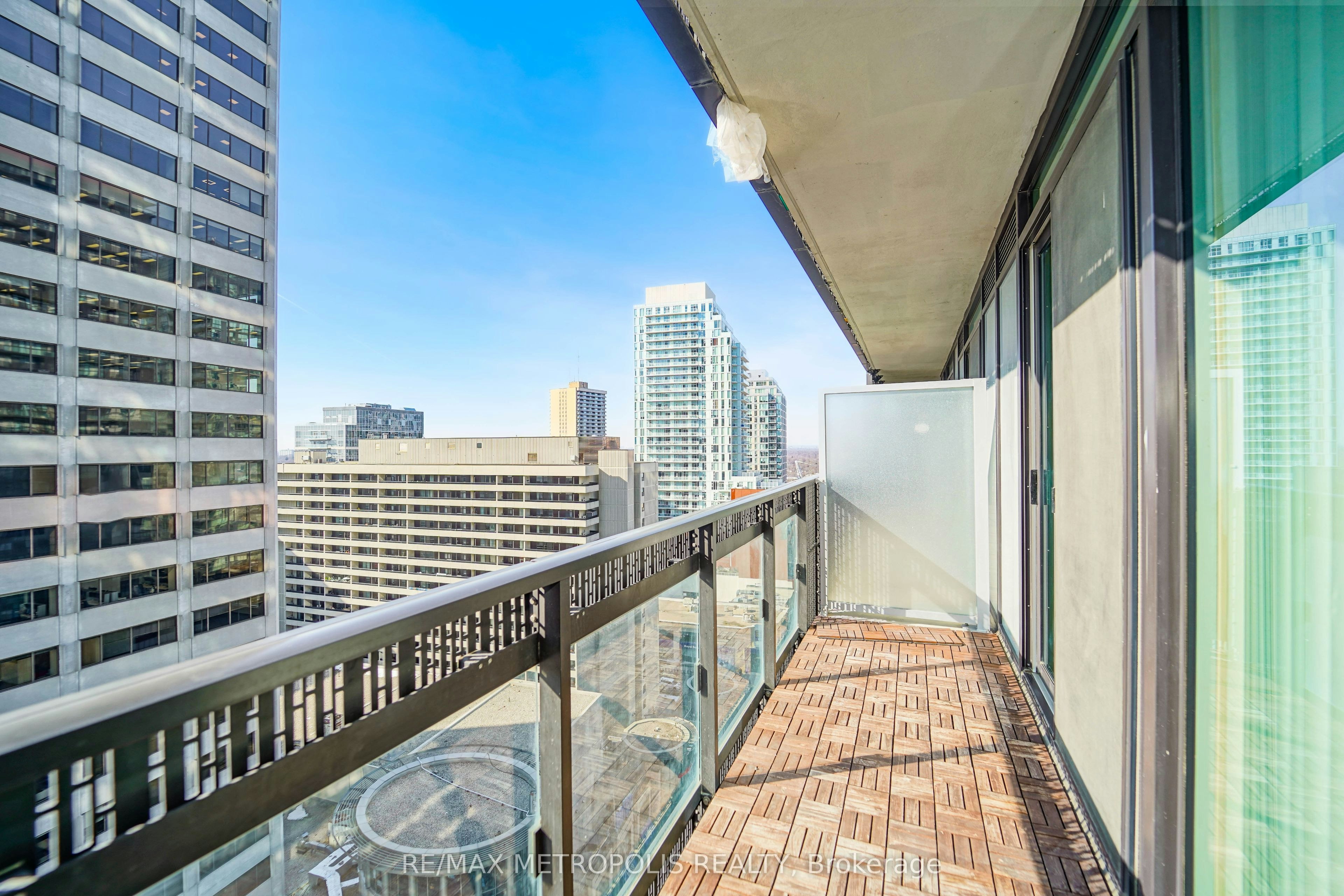 1504-8 Eglinton Avenue E, Toronto, ON, M4P 0C1 - 29