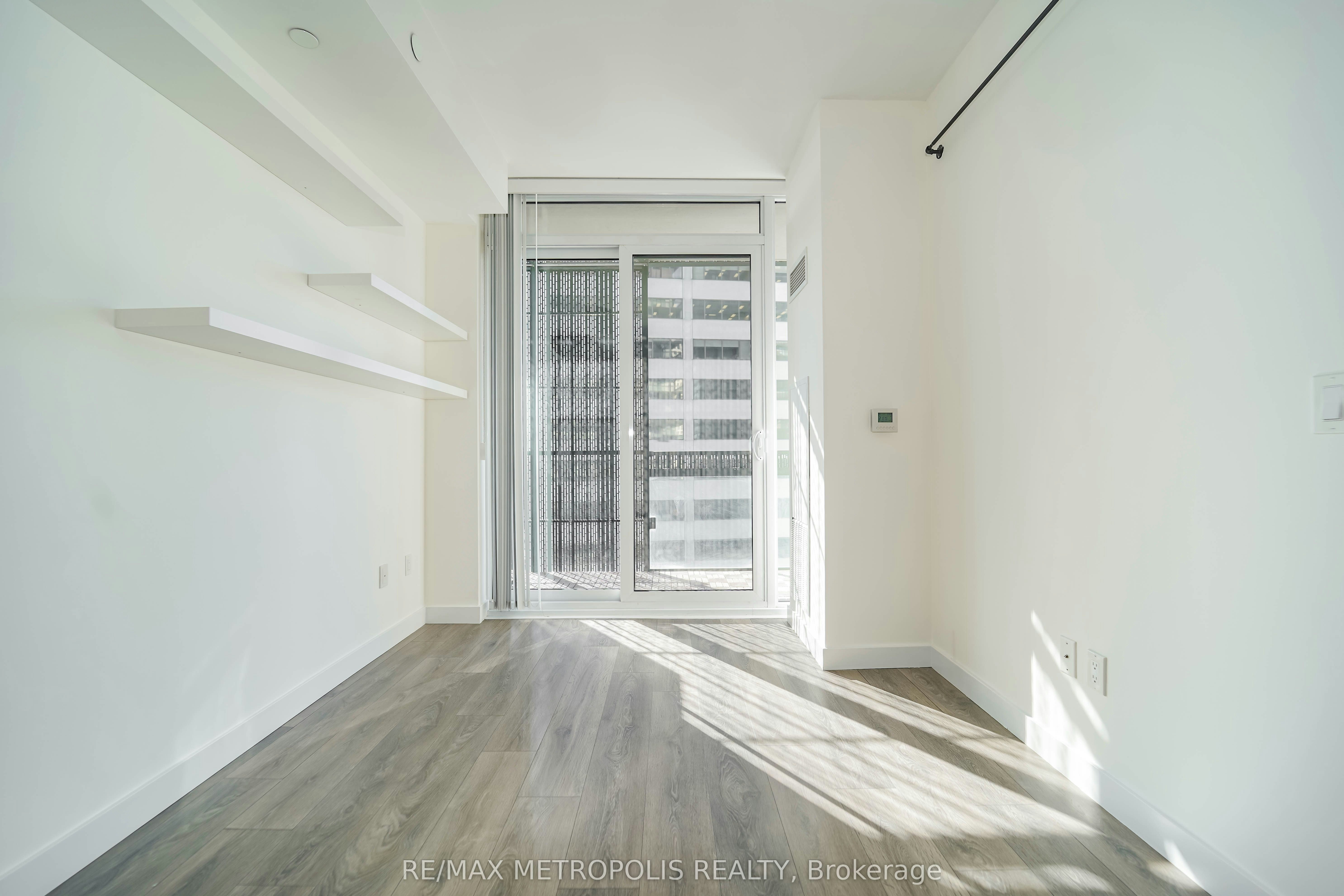 1504-8 Eglinton Avenue E, Toronto, ON, M4P 0C1 - 17