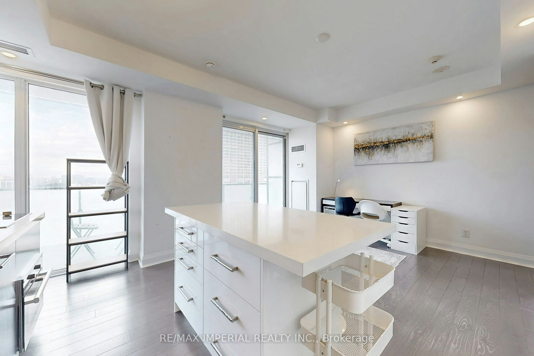 3208-1080 Bay Street, Toronto, ON, M5S 0A5 - 17