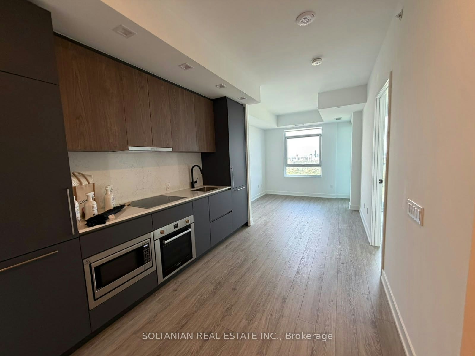 4806-609 Sherbourne Street, Toronto, ON, M4X 0A4 - 2