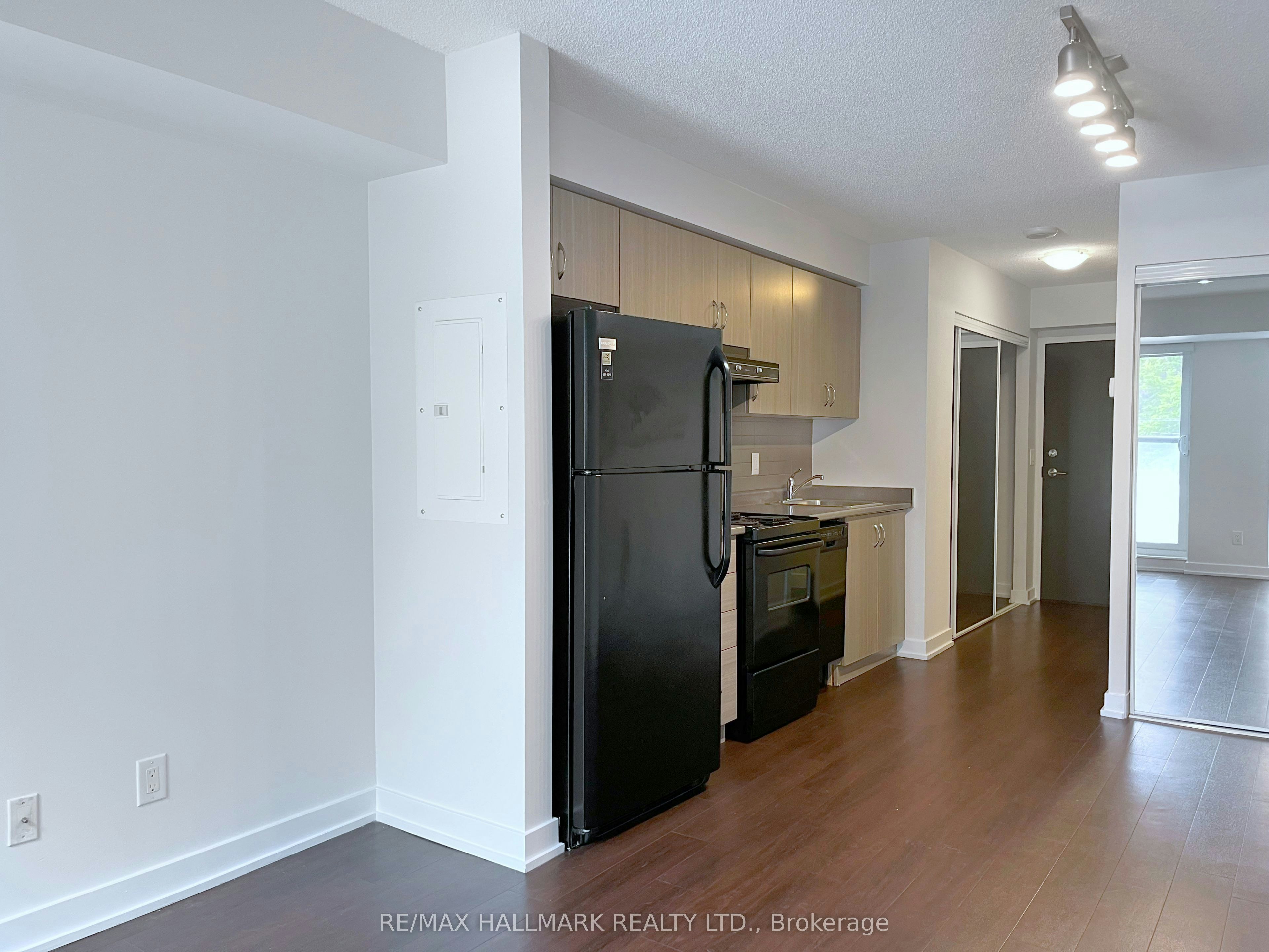307-132 Berkeley Street, Toronto, ON, M5A 0H6 - 7