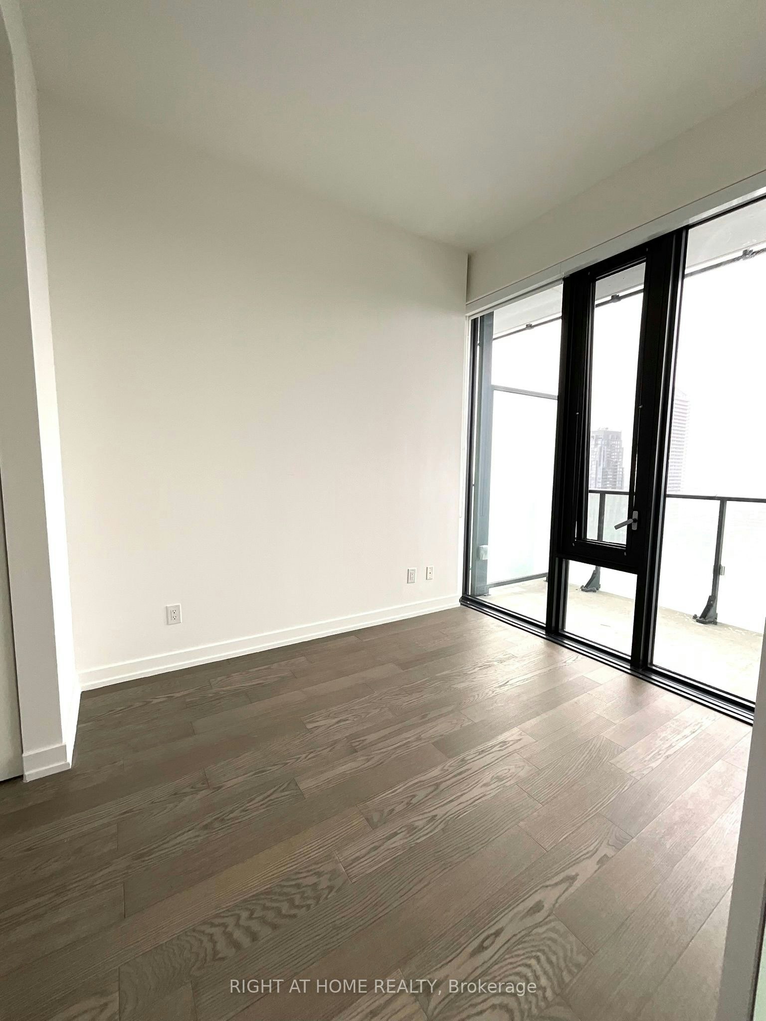 4311-161 Roehampton Avenue, Toronto, ON, M4P 0C8 - 4