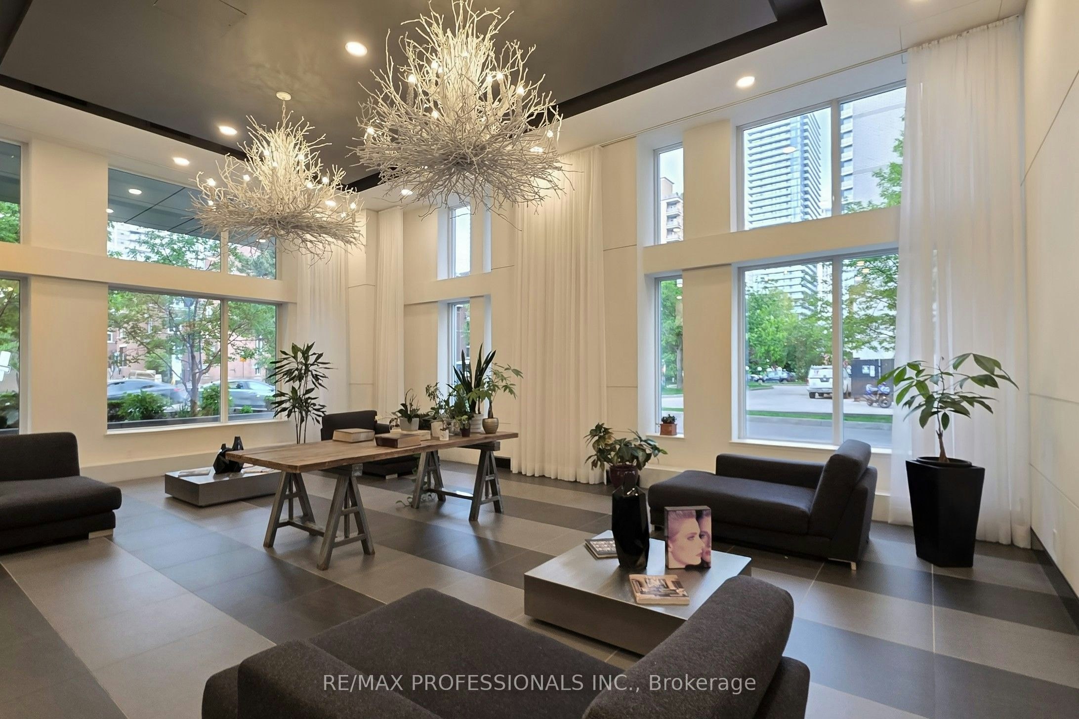 1301-83 Redpath Avenue, Toronto, ON, M4S 0A2 - 28