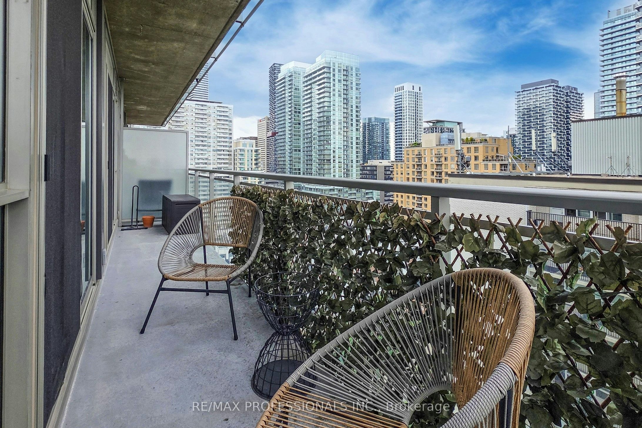 1301-83 Redpath Avenue, Toronto, ON, M4S 0A2 - 17