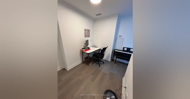 6-7 Grenville Street, Toronto, ON, M4Y 0E9 - 14