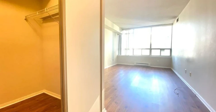 201-30 Greenfield Avenue, Toronto, ON, M2N 6N3 - 10