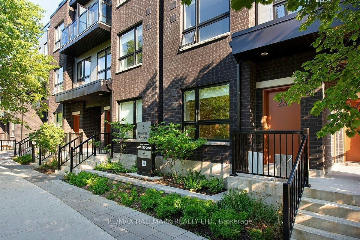 2-15 Brenthall Avenue W, Toronto, ON, M2R 0B3 - 11