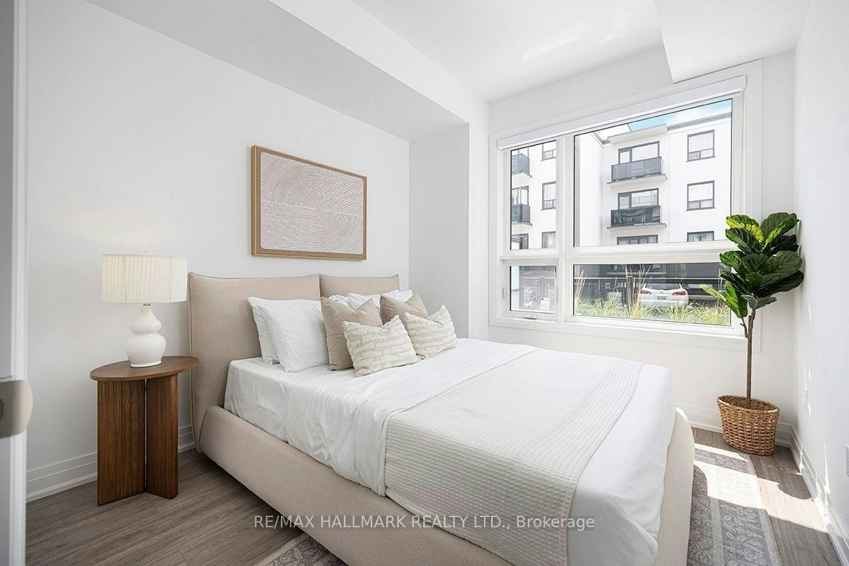 2-15 Brenthall Avenue W, Toronto, ON, M2R 0B3 - 8