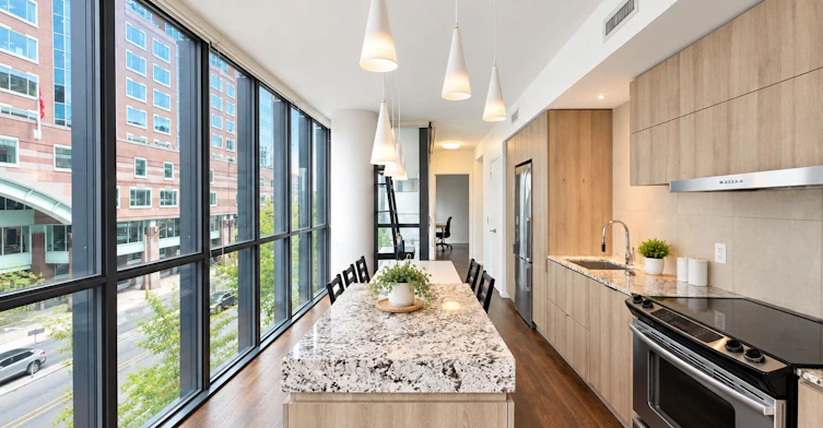 415-101 Charles Street E, Toronto, ON, M4Y 0A9 - 4