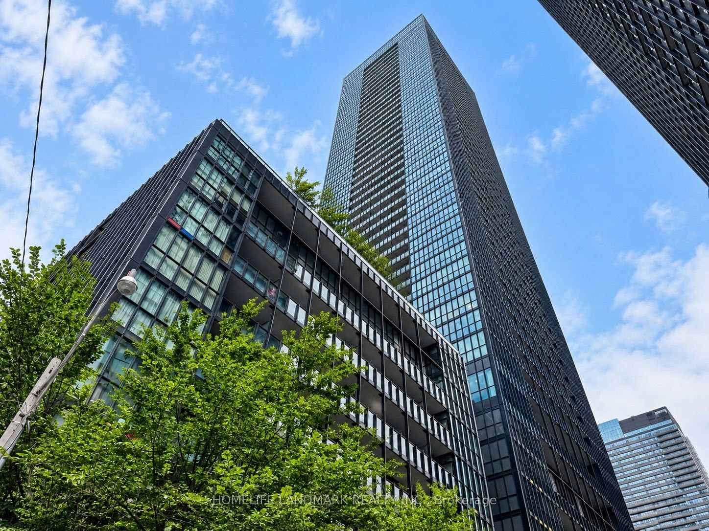 415-101 Charles Street E, Toronto, ON, M4Y 0A9