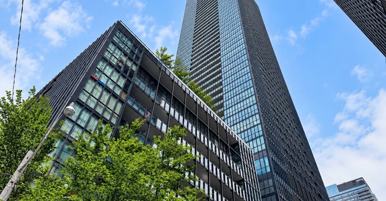 415-101 Charles Street E, Toronto, ON, M4Y 0A9