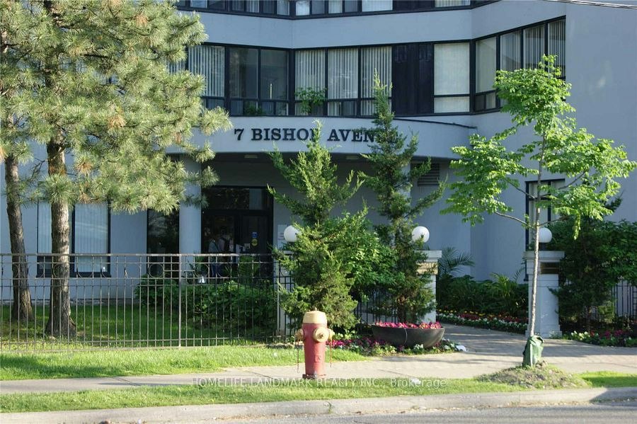 2213-7 Bishop Avenue, Toronto, ON, M2M 4J4