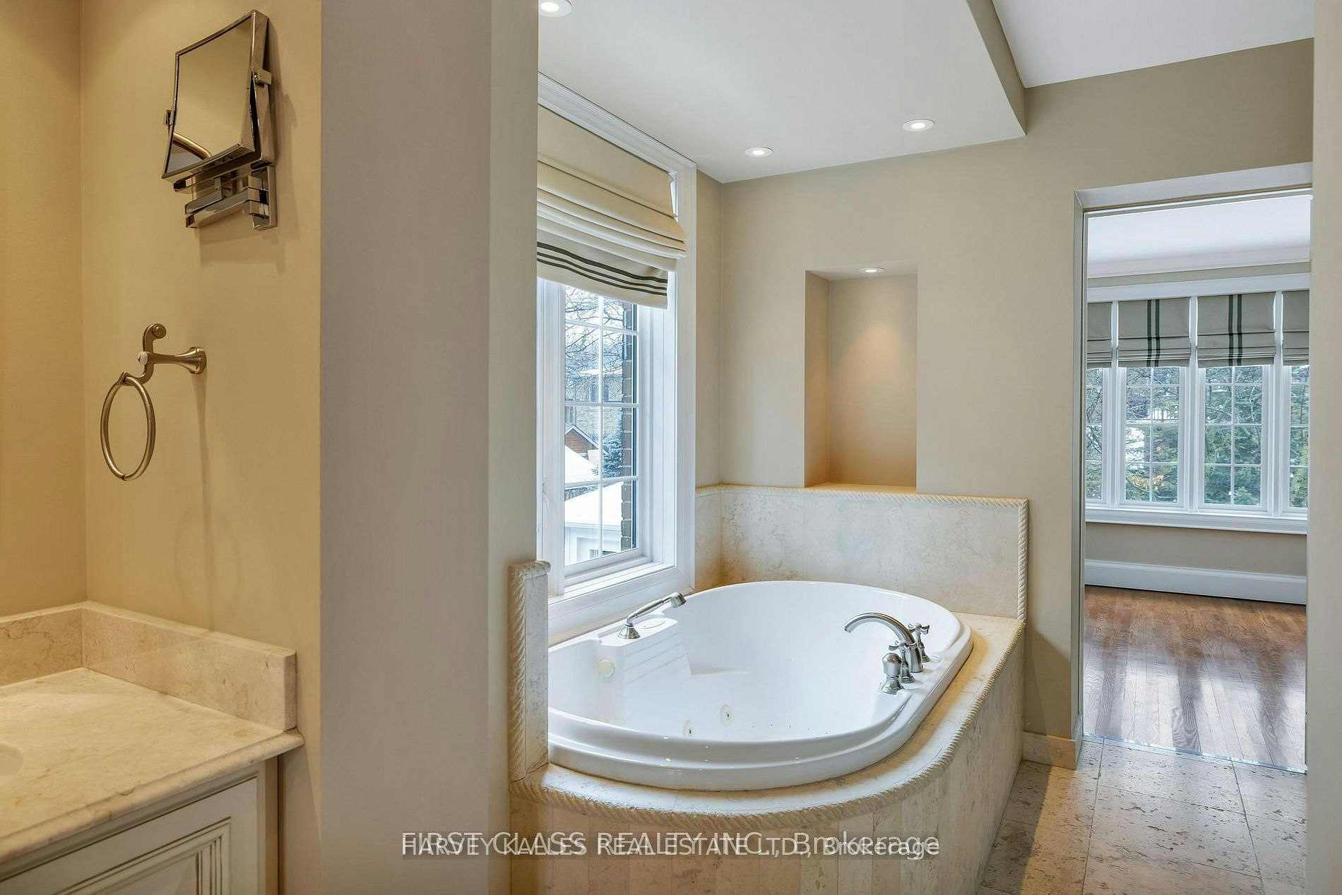 80 Douglas Drive, Toronto, ON, M4W 2B4 - 24