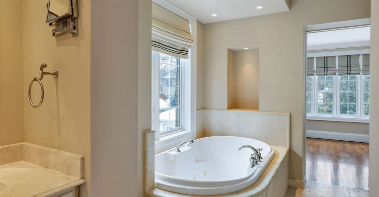 80 Douglas Drive, Toronto, ON, M4W 2B4 - 24