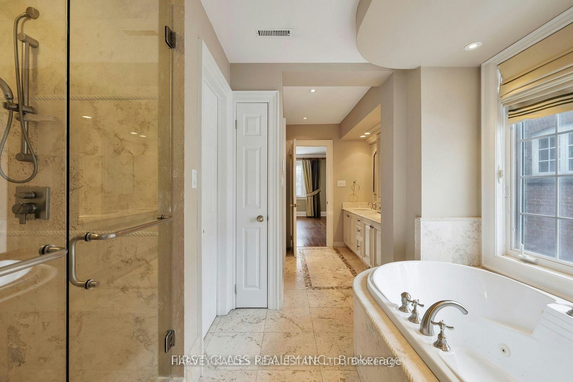 80 Douglas Drive, Toronto, ON, M4W 2B4 - 23