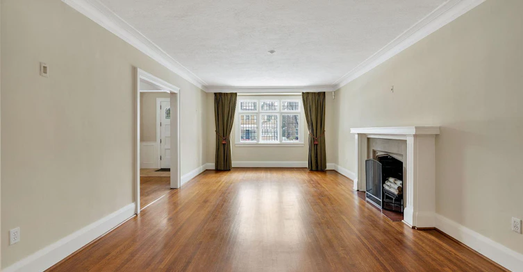 80 Douglas Drive, Toronto, ON, M4W 2B4 - 5