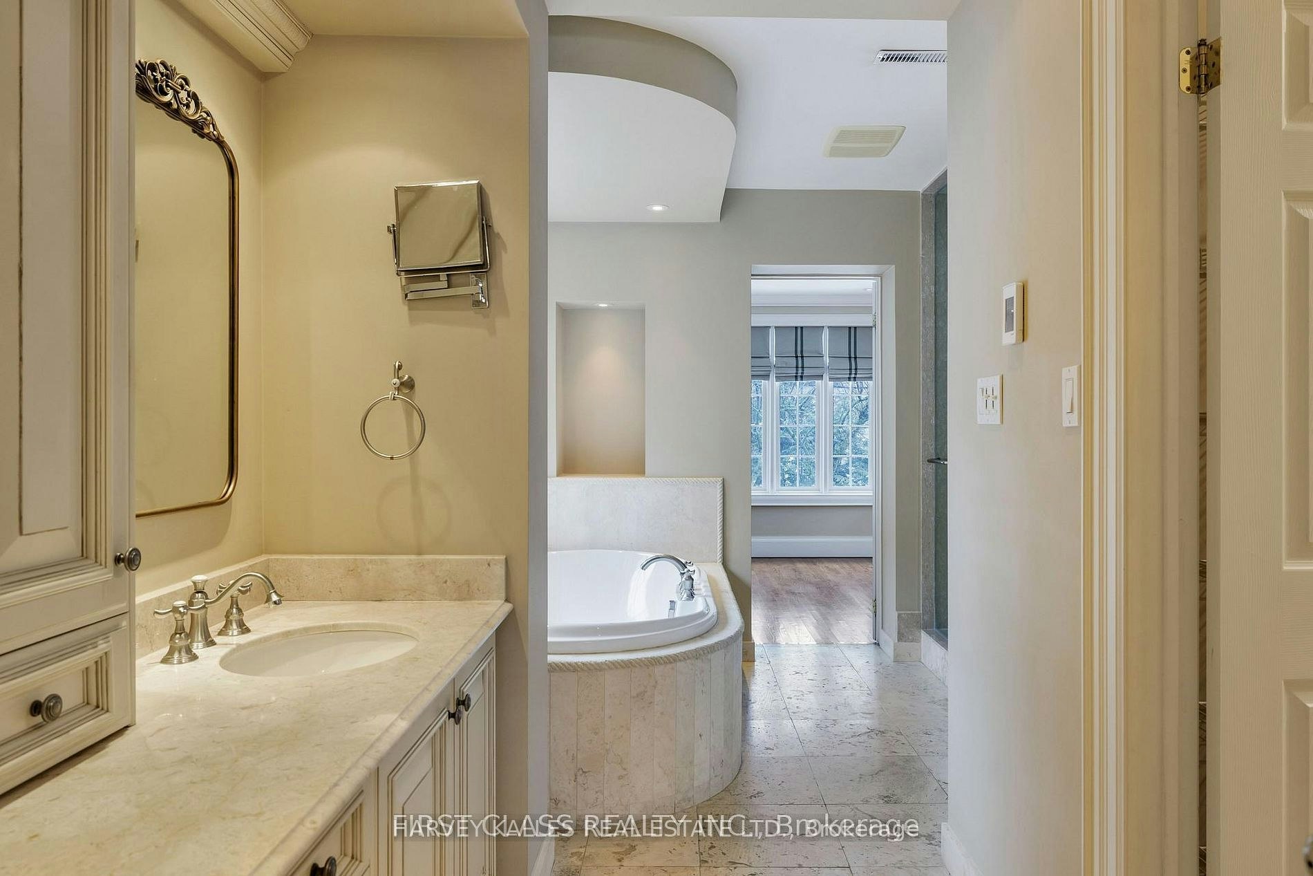 80 Douglas Drive, Toronto, ON, M4W 2B4 - 27