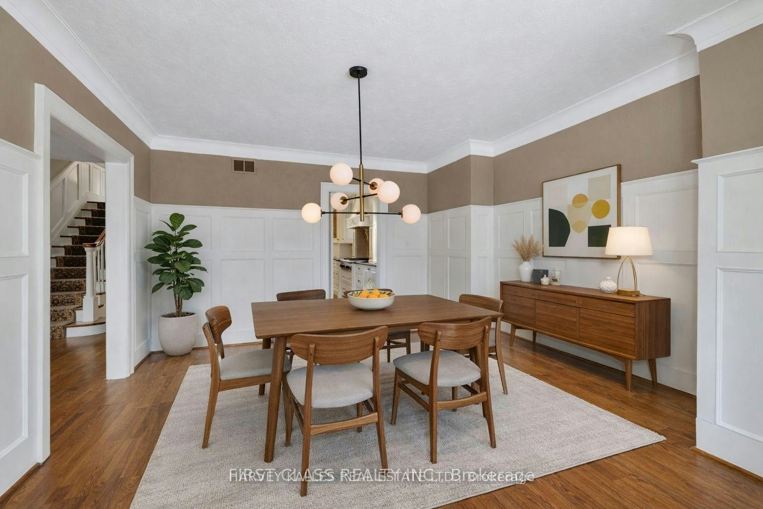 80 Douglas Drive, Toronto, ON, M4W 2B4 - 8
