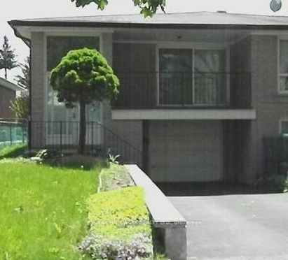 3 Pindar Crescent, Toronto, ON, M2J 3L3