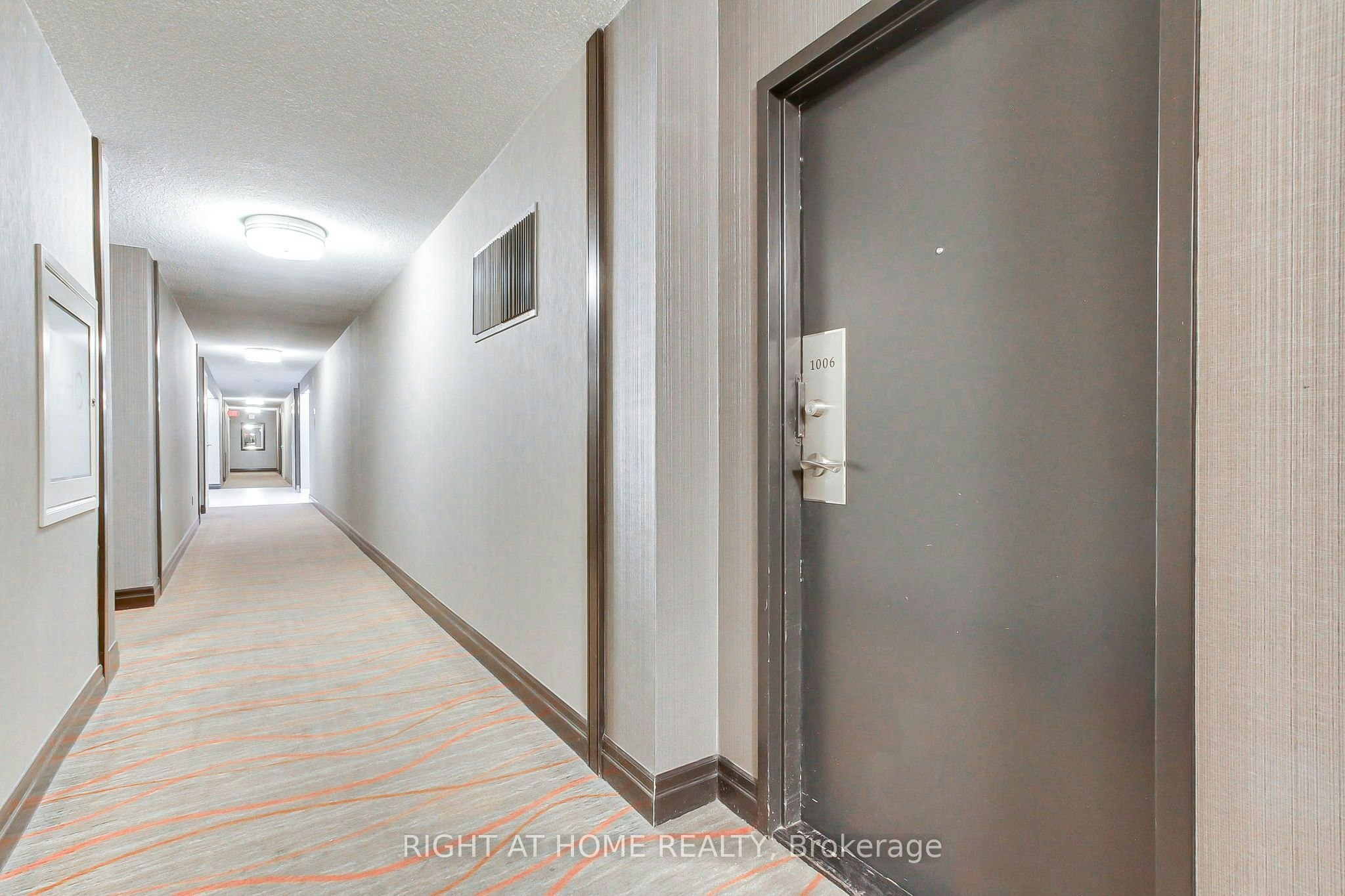 1006-3300 Don Mills Road, Toronto, ON, M2J 4X7 - 5