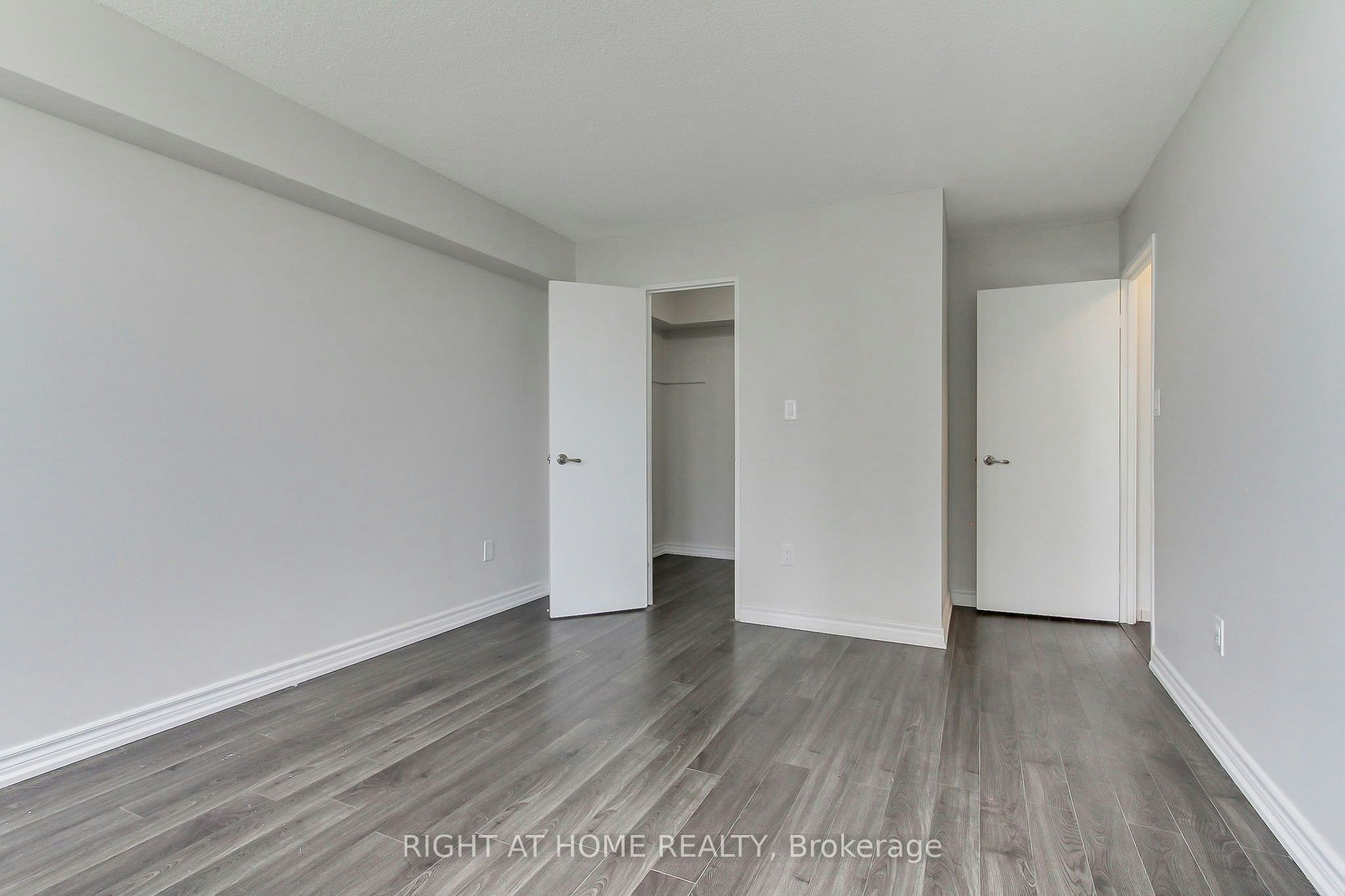 1006-3300 Don Mills Road, Toronto, ON, M2J 4X7 - 22