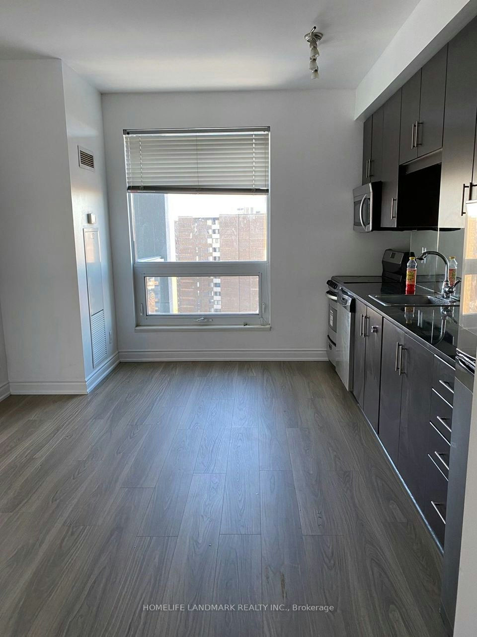 1904-30 Herons Hill Way, Toronto, ON, M2J 0A7