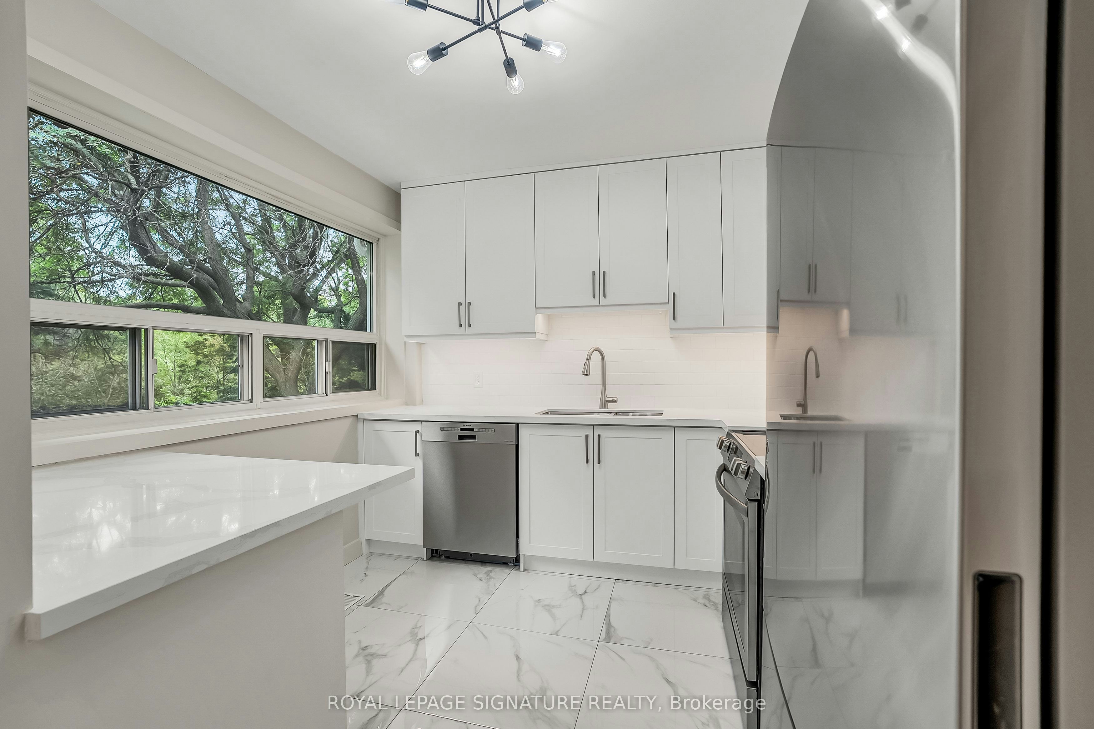 155 Three Valleys Drive, Toronto, ON, M3A 3C1 - 12