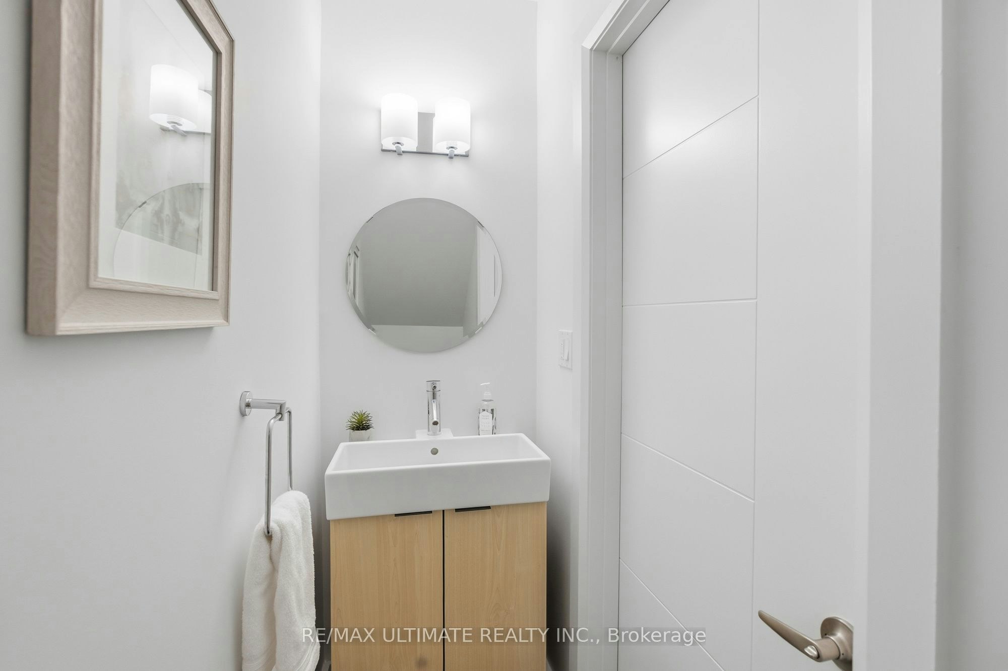 Main/Upper-305 Winona Drive, Toronto, ON, M6C 3S8 - 20
