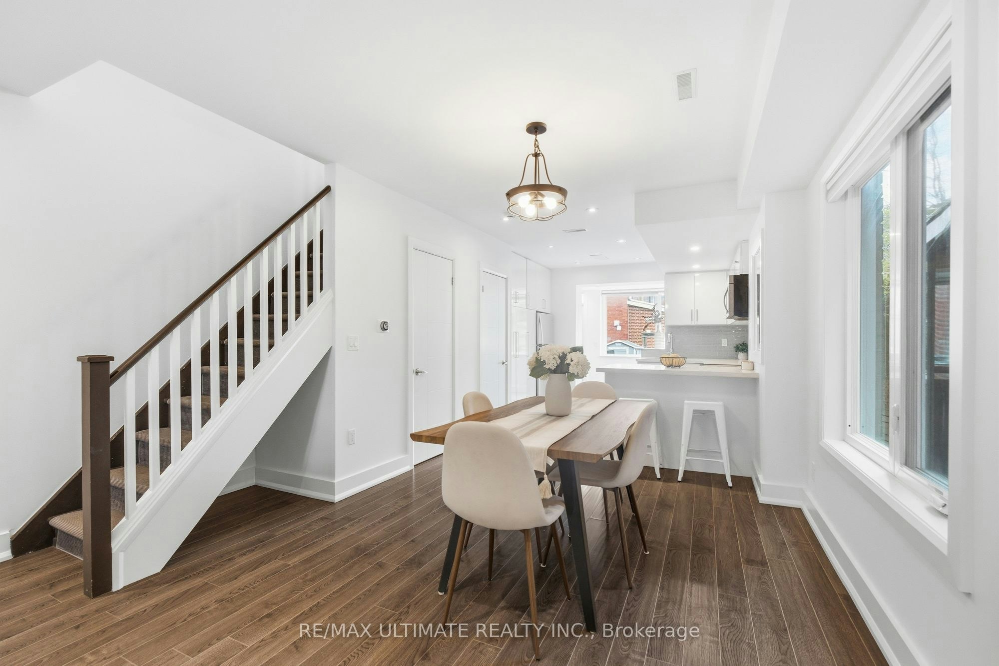 Main/Upper-305 Winona Drive, Toronto, ON, M6C 3S8 - 9
