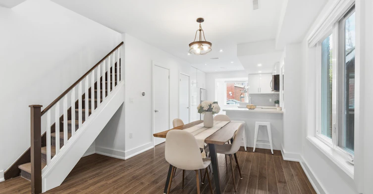 Main/Upper-305 Winona Drive, Toronto, ON, M6C 3S8 - 9