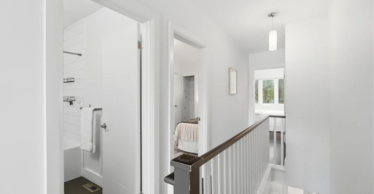 Main/Upper-305 Winona Drive, Toronto, ON, M6C 3S8 - 23