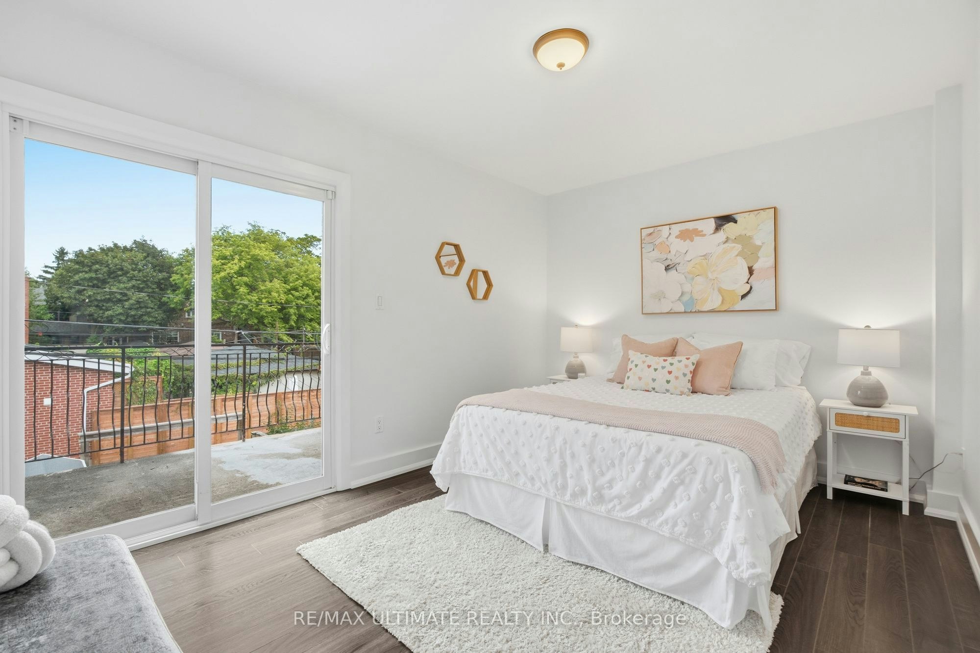 Main/Upper-305 Winona Drive, Toronto, ON, M6C 3S8 - 29