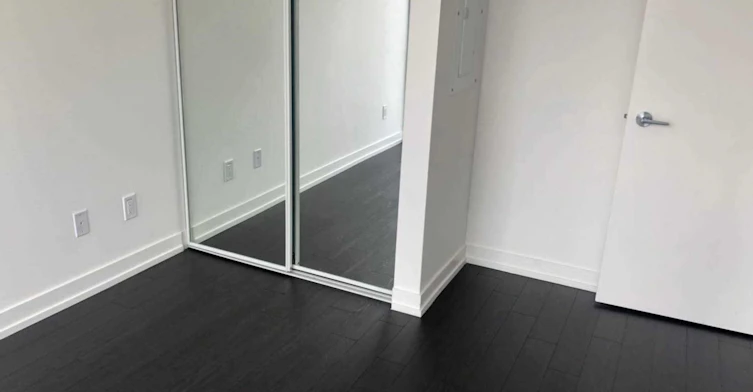 1915-85 Wood Street, Toronto, ON, M4Y 0E8 - 12