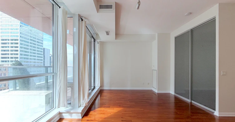 1820-111 Elizabeth Street, Toronto, ON, M5G 1P7 - 29